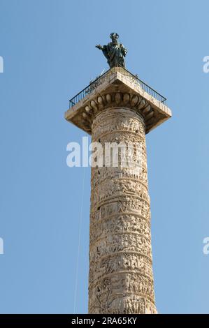 Kolumne von Marcus Aurel, Piazza Colonna, Rom, Latium, Italien, Columna Centenaria Divorum Marci et Faustinae Stockfoto