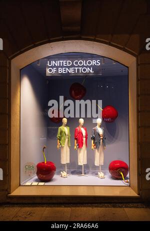 United Colors of Benetton - ein Schaufenster von Benetton, Verona Italien Europa Stockfoto