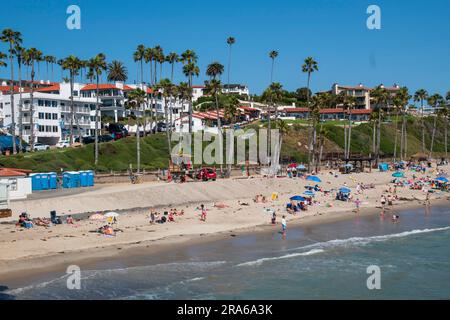 San Clemente ist ein wunderschöner Ort für ein Mittagessen entlang der Küste von Orange County in Südkalifornien. Stockfoto