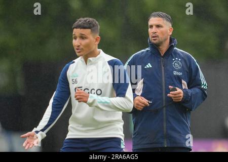 Amsterdam, Niederlande. 01. Juli 2023. AMSTERDAM, NIEDERLANDE - JULI 1: Said Bakkati von Ajax schaut während des Vorsaison-Trainings von Ajax im Sportpark de Toekomst am 1. Juli 2023 in Amsterdam, Niederlande (Foto von Patrick Goosen/Orange Pictures) Credit: Orange Pics BV/Alamy Live News Stockfoto