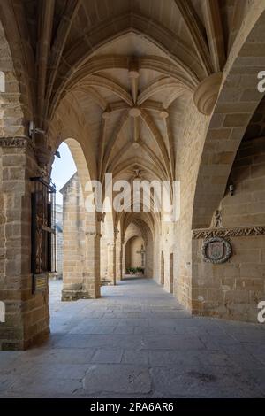 Kloster der Basilica de Santa Maria de los reales Alcazares - Ubeda, Jaen, Spanien Stockfoto