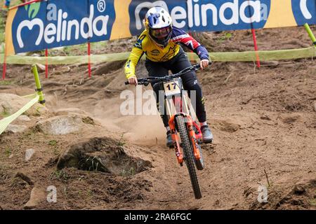 Jess Blewitt (NZL) in Aktion während des DH Elite Women Race, bei der UCI MTB Weltmeisterschaft 2023, Val di Sole Stage am 01. Juli 2023 in Val di Sole, Trient, Italien. Kredit: Live Media Publishing Group/Alamy Live News Stockfoto
