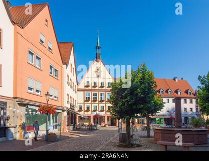 Gemünden am Main: Marktplatz, Rathaus in Unterfranken, Niederfrankien, Bayern, Bayern, Deutschland Stockfoto