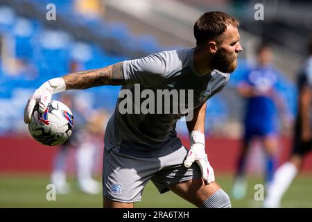 Cardiff, Großbritannien. 01. Juli 2023. Cardiff City Torwart Jak Alnwick in Aktion. Cardiff City gegen Penybont in einer Vorsaison-freundlichen Lage im Cardiff City Stadium am 1. Juli 2023. Kredit: Lewis Mitchell/Alamy Live News Stockfoto