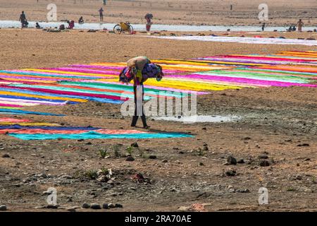 Dhobi Ghat war ein Mann im ländlichen indien Stockfoto