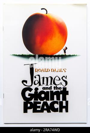 Titelseite mit Publicity-Informationen für den Film James and the Giant Peach, der 1996 veröffentlicht wurde Stockfoto