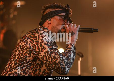 Dante Spinetta: Latin Funk Tour 2023 Uhr Stockfoto