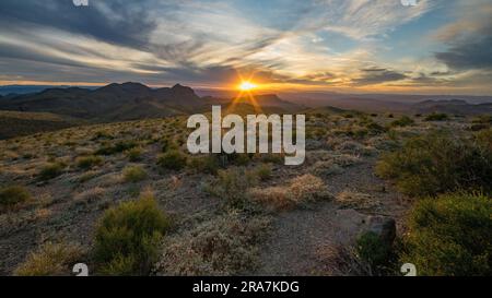 Big Bend Sunset am Sotol Vista Overlook | Big Bend National Park, Texas, USA Stockfoto