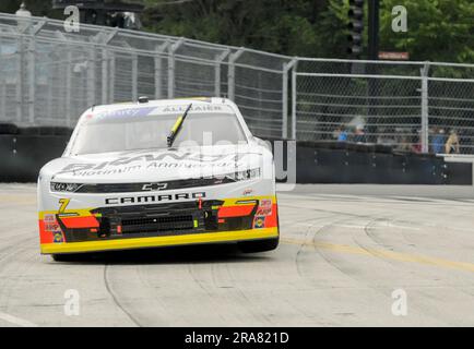 Chicago, Usa. 01. Juli 2023. Der NASCAR Xfinity Series-Fahrer Justin Allgaier (7) kommt am Samstag, den 1. Juli 2023, beim NASCAR-Rennen Loop 121 in Chicago aus Runde 1. Foto von Mark Black/UPI Credit: UPI/Alamy Live News Stockfoto