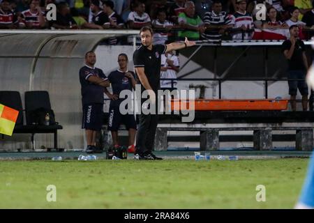 Recife, Brasilien. 01. Juli 2023. PE - RECIFE - 01/07/2023 - BRASILEIRO D 2023, SANTA CRUZ X NATIONAL DE PATOS - Felipe Conceicao Coach von Santa Cruz während eines Spiels gegen Nacional de Patos im Arruda Stadion für die brasilianische Meisterschaft D 2023. Foto: Rafael Vieira/AGIF/Sipa USA Kredit: SIPA USA/Alamy Live News Stockfoto