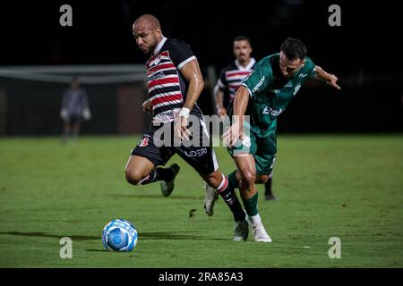 Recife, Brasilien. 01. Juli 2023. PE - RECIFE - 01/07/2023 - BRASILEIRO D 2023, SANTA CRUZ X NACIONAL DE PATOS - Italo Silva Spieler von Santa Cruz während eines Spiels gegen Nacional de Patos im Arruda Stadion für die brasilianische Meisterschaft D 2023. Foto: Rafael Vieira/AGIF/Sipa USA Kredit: SIPA USA/Alamy Live News Stockfoto