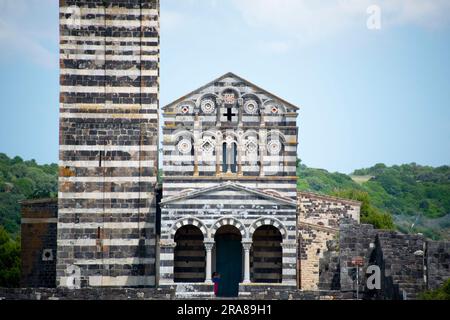 Kirche der Heiligen Dreifaltigkeit Saccargia - Sardinien - Italien Stockfoto