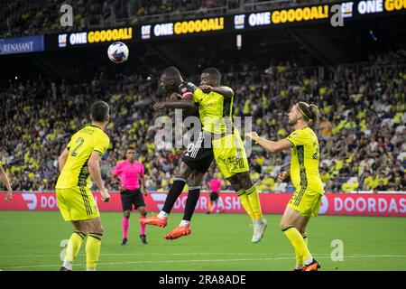 Nashville, Tennessee, USA. 1., Juli 2023. Daniel Lovitz (2), Christian Benteke (20), Shaq Moore (18), Walker Zimmerman (23). Nashville SC besiegt D.C. United 2-0 im GEODIS Park. Kredit: Kindell Buchanan/Alamy Live News. Stockfoto