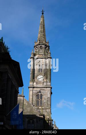 Tron Kirk, ehemalige Hauptgemeindekirche in Edinburgh, Schottland, Großbritannien. Christ's Kirk am Tron-Wahrzeichen-Turm auf der Royal Mile, erbaut Stockfoto