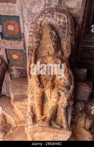 Paar Bracket Figuren in Höhle 3, Badami, Karnataka, Südindien, Indien, Asien Stockfoto