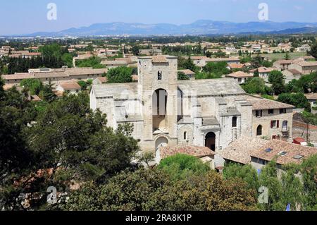 Kirche, Pernes-les-Fontaines, Vaucluse, Provence-Alpes-Cote d'Azur, Südfrankreich Stockfoto