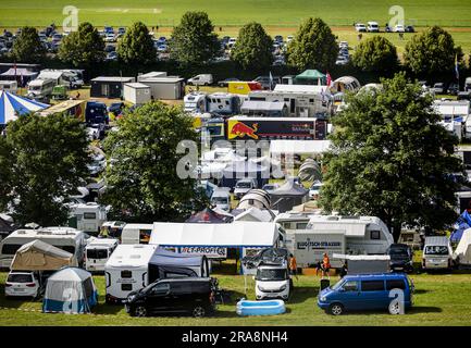 Spielberg, Österreich. 02. Juli 2023. SPIELBERG - ein Überblick über die Campingplätze vor dem Großen Preis Österreichs am Red Bull Ring am 02. Juli 2023 in Spielberg, Österreich. ANP SEM VAN DER WAL Credit: ANP/Alamy Live News Stockfoto