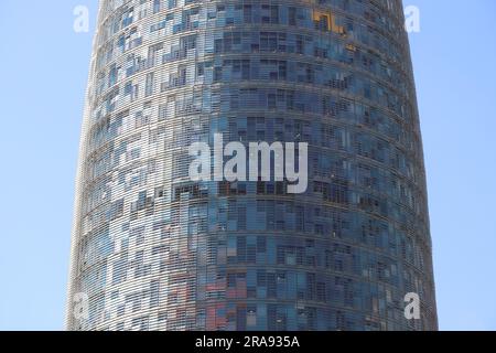 Glories Tower oder Agbar Tower, Barcelona, Spanien, moderner Wolkenkratzer europäischer Stadt Stockfoto