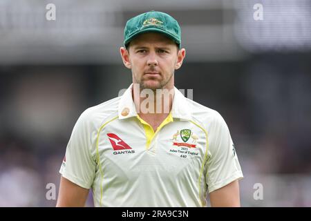 London, Großbritannien. 02. Juli 2023. Josh Hazlewood of Australia während des LV= Insurance Ashes Test Series Second Test Day 5 England gegen Australia at Lords, London, Großbritannien, 2. Juli 2023 (Foto von Mark Cosgrove/News Images) in London, Großbritannien, am 7./2. Juli 2023. (Foto: Mark Cosgrove/News Images/Sipa USA) Guthaben: SIPA USA/Alamy Live News Stockfoto