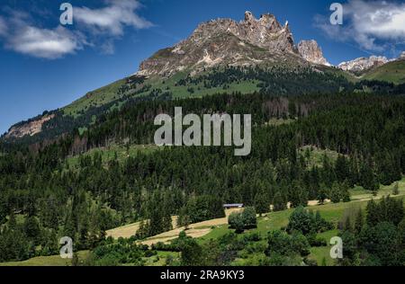 Dolomitenwochenende, wunderschöne Berge und schöne Lichter. Stockfoto