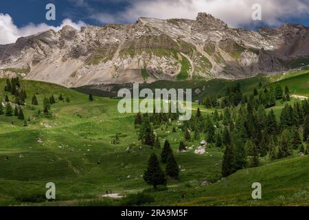 Dolomitenwochenende, wunderschöne Berge und schöne Lichter. Stockfoto