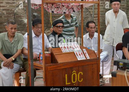 Das traditionelle Festival des Dorfes Chem, Ha Noi, Vietnam 2023. Lễ Hội truyền thống Chèm Stockfoto