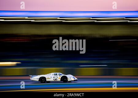 52 REDMAN (gbr), POIROT (Fra), SPEYER (Hg), Porsche 908 LH 1969, Aktion während des Le Mans Classic 2023 vom 1. Bis 3. Juli 2023 auf dem Circuit des 24 Heures du Mans, in Le Mans, Frankreich - Photo Antonin Vincent/DPPI Credit: DPPI Media/Alamy Live News Stockfoto