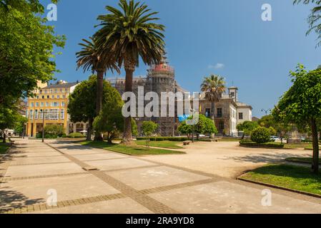 Blick auf die Stadt Ribadeo im Norden Spaniens Stockfoto
