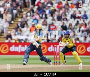 Birmingham, Großbritannien. 02. Juli 2023. Bears' Rob Yates in Aktion beim Vitality T20 Blast Match zwischen Birmingham Bears und Durham am Edgbaston Cricket Ground, Birmingham, England, am 2. Juli 2023. Foto: Stuart Leggett. Nur redaktionelle Verwendung, Lizenz für kommerzielle Verwendung erforderlich. Keine Verwendung bei Wetten, Spielen oder Veröffentlichungen von Clubs/Ligen/Spielern. Kredit: UK Sports Pics Ltd/Alamy Live News Stockfoto