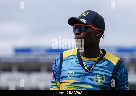 Birmingham, Großbritannien. 02. Juli 2023. *** Während des Vitality T20 Blast-Spiels zwischen Birmingham Bears und Durham am Edgbaston Cricket Ground, Birmingham, England, am 2. Juli 2023. Foto: Stuart Leggett. Nur redaktionelle Verwendung, Lizenz für kommerzielle Verwendung erforderlich. Keine Verwendung bei Wetten, Spielen oder Veröffentlichungen von Clubs/Ligen/Spielern. Kredit: UK Sports Pics Ltd/Alamy Live News Stockfoto