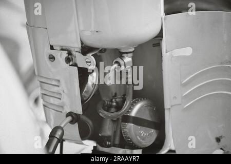 Nahaufnahme eines historischen Jikov-Vergasers. Vergaser bei Jawa-Motorrädern. Stockfoto