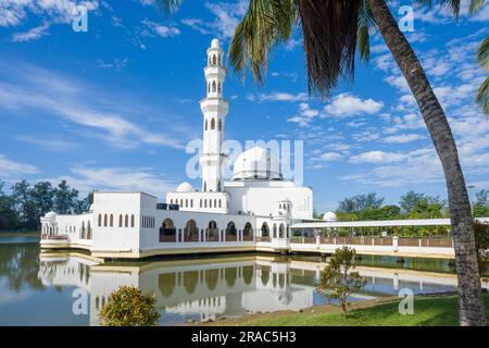 Tengku Tengah Zaharah Moschee in Kuala Ibai Terengganu, Malaysia Stockfoto