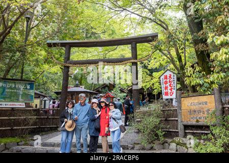 Kyoto, Japan, 2023. Nonomiya Jinja Schrein auf dem Sagano Wanderweg im Bambushain Arashiyama, Kyoto, Japan, Asien Stockfoto