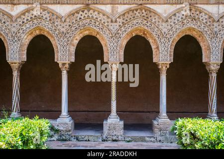 Architekturkloster der Kathedrale Monreale Sizilien Italien Stockfoto