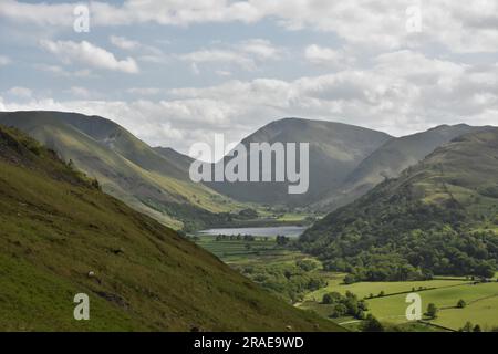 Blick auf patterdale auf Brüder Water von der Kapelle im Haus Stockfoto