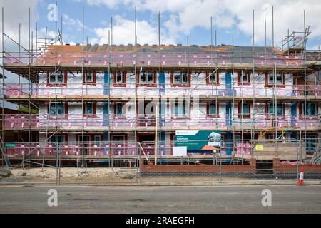 Wohnraum in der Stadt York, Großbritannien. New Housing Building, von Persimmon, im Bootham Crescent auf dem ehemaligen Gelände des York City Football Clubs. Stockfoto