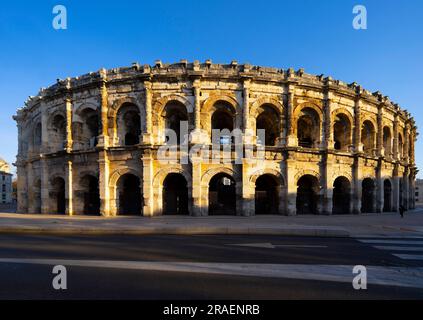 Die Arena von Nîmes, Nîmes, Okzitanien, Frankreich Stockfoto