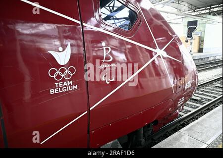 Paris, Frankreich. 03. Juli 2023. Abbildung zeigt den Eurostar-Zug auf einer Pressekonferenz des Eisenbahnunternehmens Eurostar Group am Montag, den 03. Juli 2023 in Paris. 2024 wird die Eurostar-Gruppe die Olympischen und Paralympischen Teams aus Belgien, dem Vereinigten Königreich und den Niederlanden zu den Olympischen Spielen in Paris transportieren. BELGA FOTO ERIC LALMAND Kredit: Belga News Agency/Alamy Live News Stockfoto