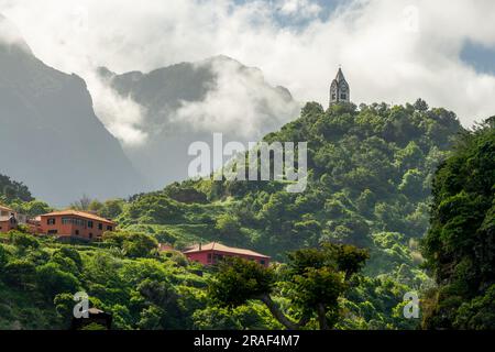 Malerisches Dorf Sao Vincente in den Bergen der Insel Madeira, Portugal Stockfoto