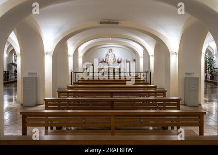 Das Innere der Buergersaalkirche, Bürgerhalskirche in München. Es wurde 1709 erbaut und ist ein historisches Gebäude in der Innenstadt von Mu Stockfoto