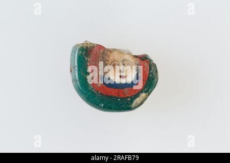 Inlay, Perlenleder mit Gesicht 100 n. Chr. von Altenägypten Stockfoto