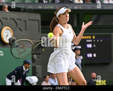 London, Gbr. 03. Juli 2023. London Wimbledon Championships Day 1 03//07/2023 Elina Svitolina (UKR) gewinnt die erste Runde des Spiels: Roger Parker/Alamy Live News Stockfoto