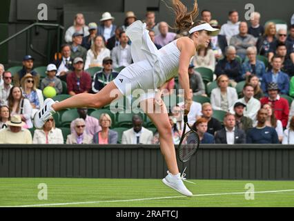 London, Gbr. 03. Juli 2023. London Wimbledon Championships Day 1 03//07/2023 Elina Svitolina (UKR) gewinnt die erste Runde des Spiels gegen Venus Williams (USA) Guthaben: Roger Parker/Alamy Live News Stockfoto