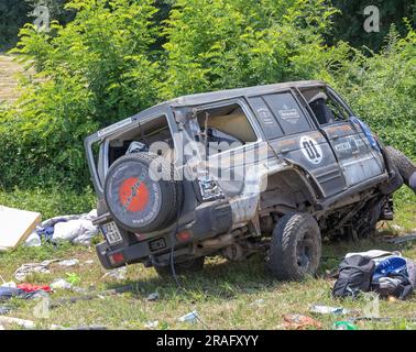 Jagodina, Serbien - 14. Juli 2018: Hochgeschwindigkeitsunfall bei einem beschädigten SUV. Stockfoto