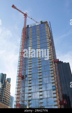 Bauarbeiten an der 8. und am Figueroa Tower in Downtown Los Angeles, CA, USA Stockfoto
