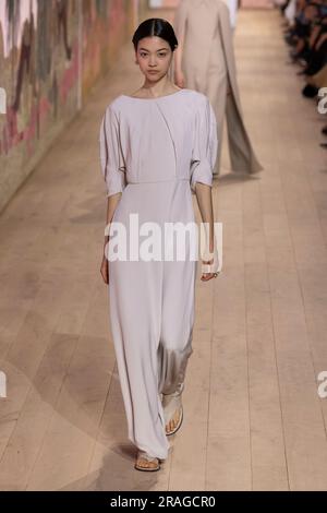 Paris, Frankreich. 03. Juli 2023. Christian DIOR Haute Couture Herbst-Winter 2023-24 Runway anlässlich der Haute Couture Week am 2023. Juli in Paris; Frankreich 03/07/2023 Gutschrift: dpa/Alamy Live News Stockfoto