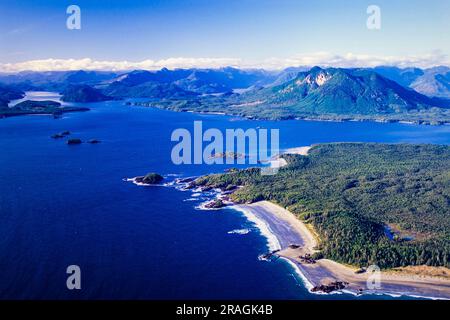 Luftaufnahme von Clayoquot Sound, Vancouver Island, BC, Kanada Stockfoto