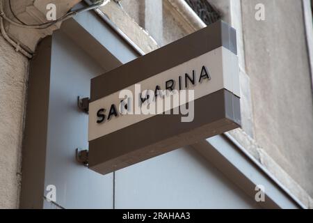 Bordeaux , Aquitaine Frankreich - 06 22 2023 : san-Marina-Logo-Boutique und Textzeichen Kette des Schuhgeschäfts Schuhgeschäft Schuhe verkaufen Stockfoto