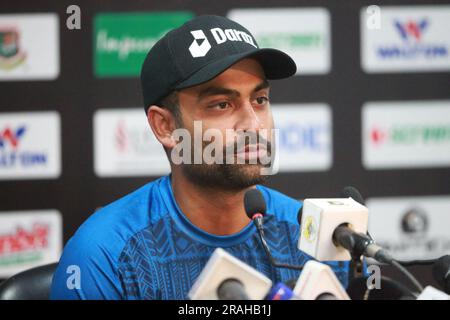 Bangladeshi One Day International (ODI)-Spielkapitän Tamim Iqbal Khan nimmt an Pressekonferenz vor dem Spiel im Zahur Ahmed Chowdhury Stadium (ZACS) Teil Stockfoto