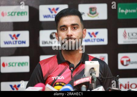 Afghanistan One Day International (ODI)-Spielkapitän Hashmatullah Shahidi nimmt an der Pressekonferenz vor dem Spiel im Zahur Ahmed Chowdhury Stadium (ZA) Teil Stockfoto